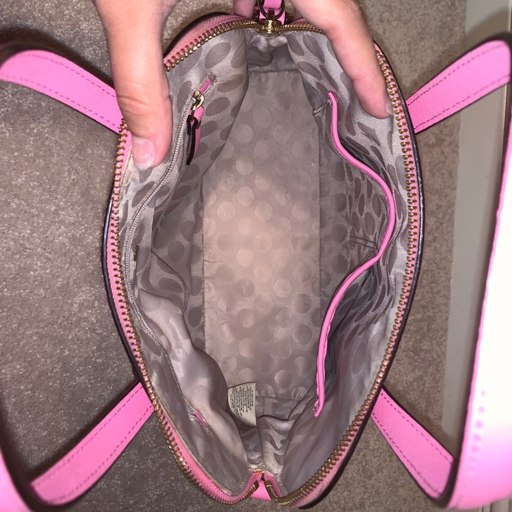 Kate Spade Purse - Picture 3 of 4